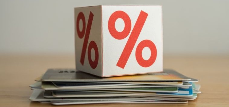 私人貸款貼士｜一文拆解「月平息」 與「實際年利率」分別